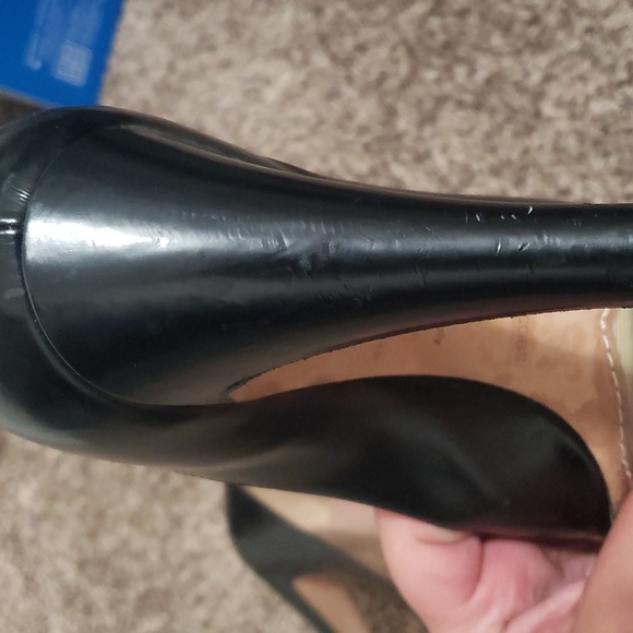 Marc Jacobs Black Leather Studded Peep Toe Heels - Picture 8 of 11